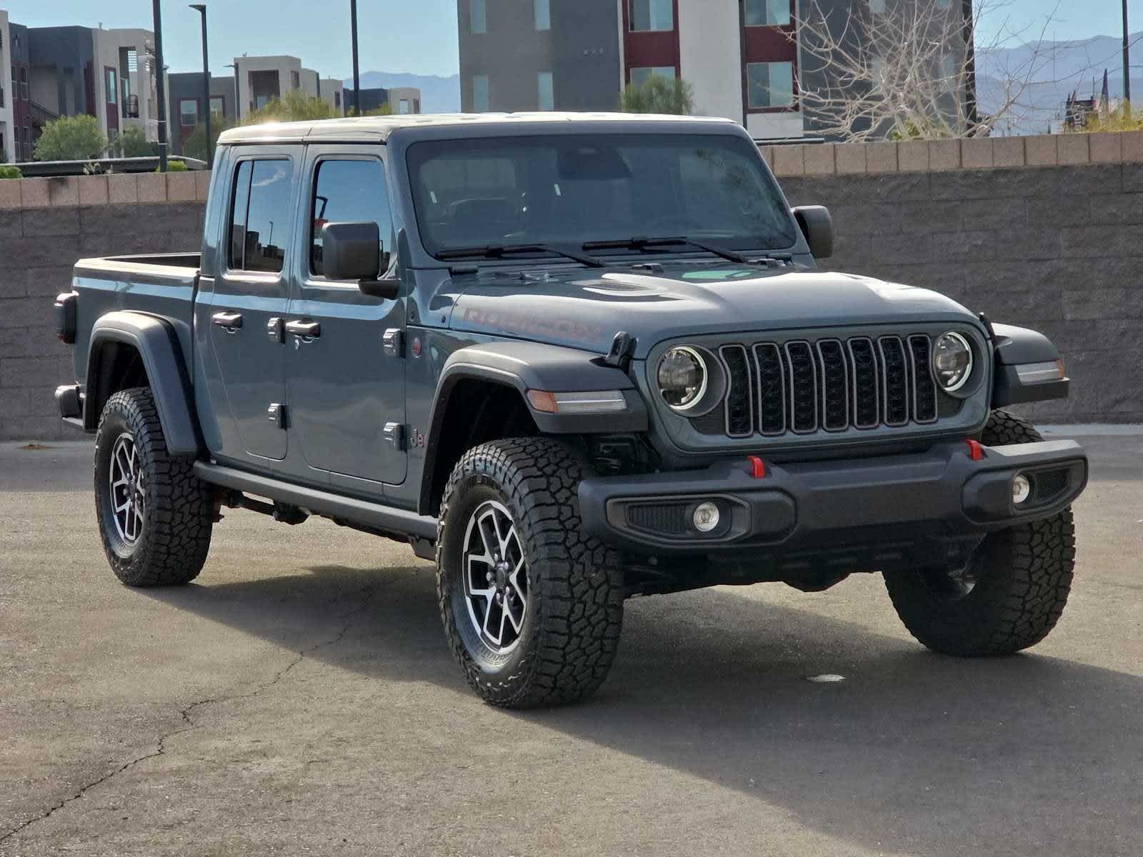 Thumbnail: 2026 Jeep Gladiator - 4