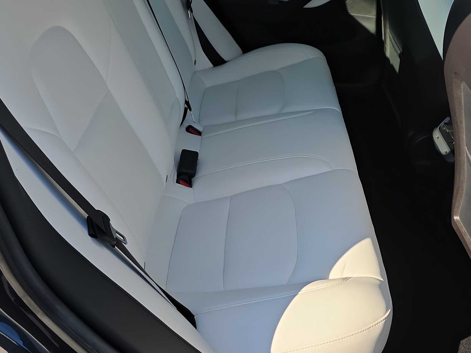 Thumbnail: 2019 Tesla Model 3 - 16