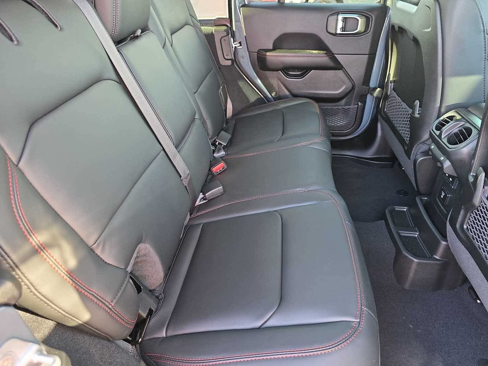 Thumbnail: 2026 Jeep Wrangler - 19