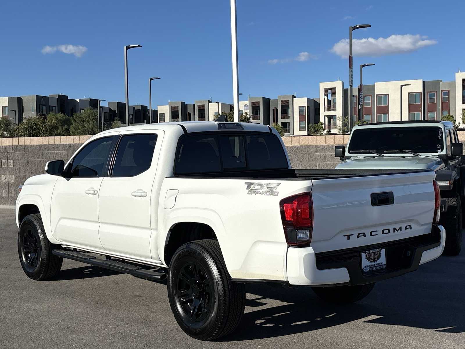 Thumbnail: 2021 Toyota Tacoma - 7