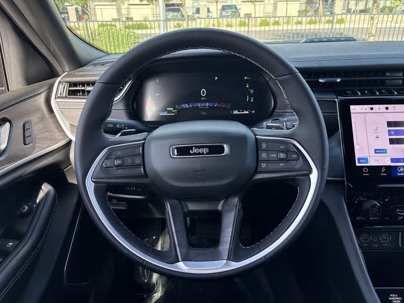 Thumbnail: 2025 Jeep Grand Cherokee - 19