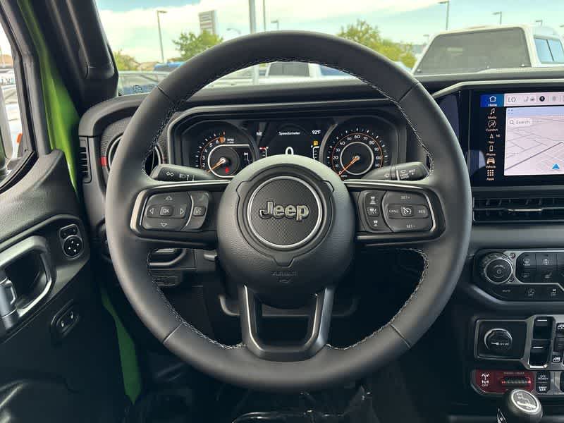 Thumbnail: 2025 Jeep Gladiator - 19