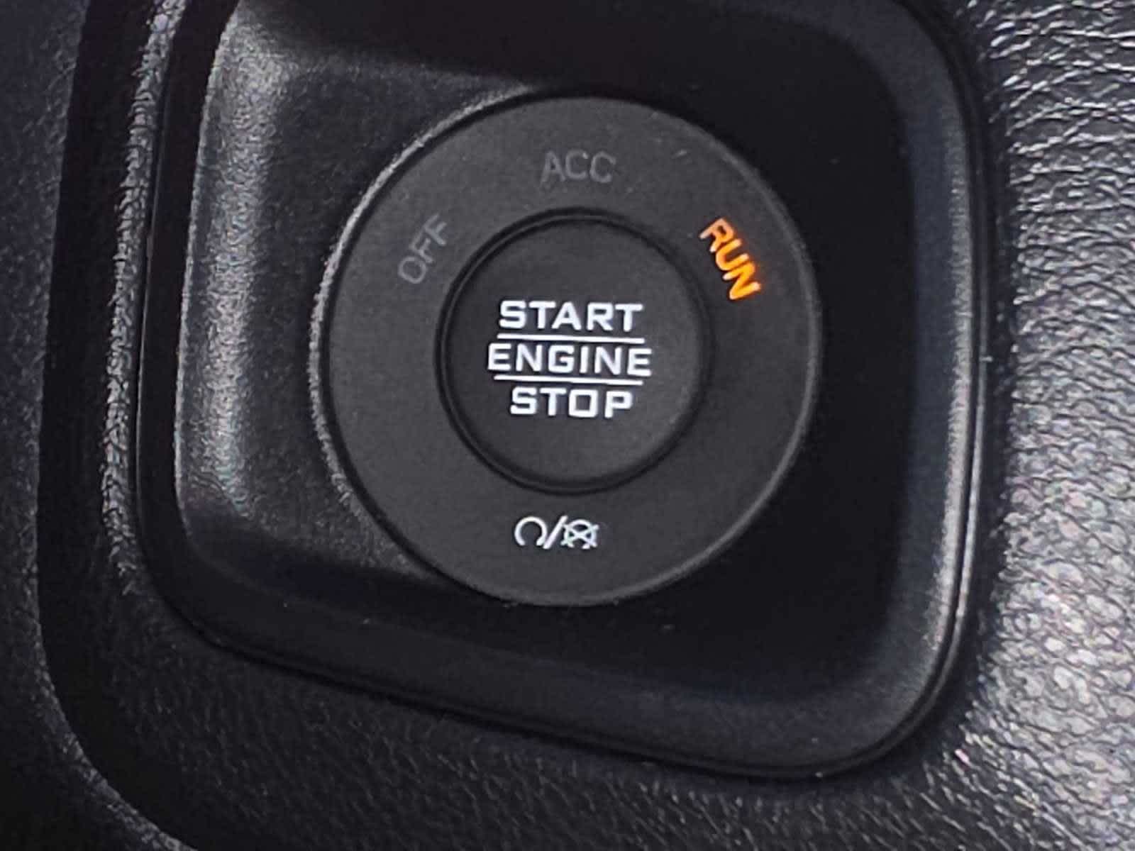 Thumbnail: 2026 Jeep Gladiator - 18