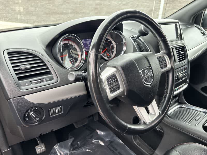 Thumbnail: 2019 Dodge Grand Caravan - 10