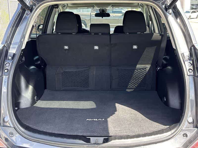 Thumbnail: 2017 Toyota RAV4 - 23