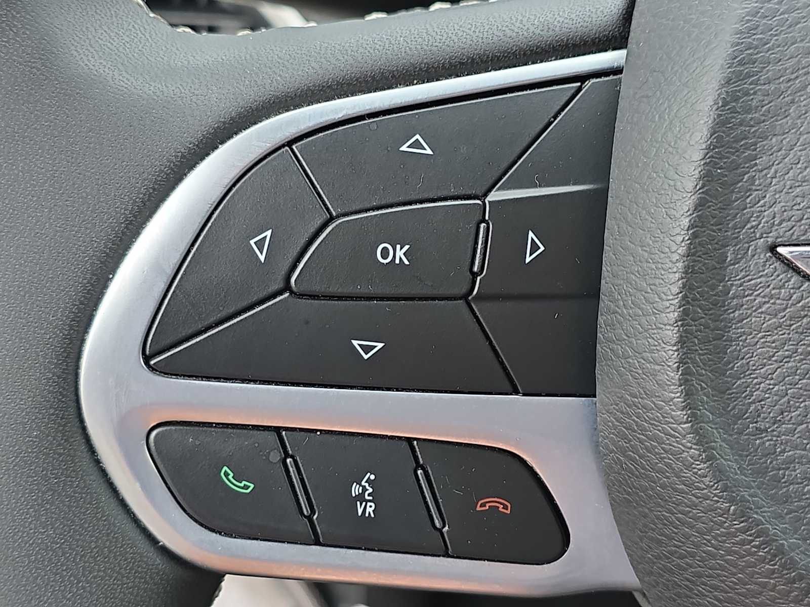 Thumbnail: 2024 Chrysler Pacifica - 28