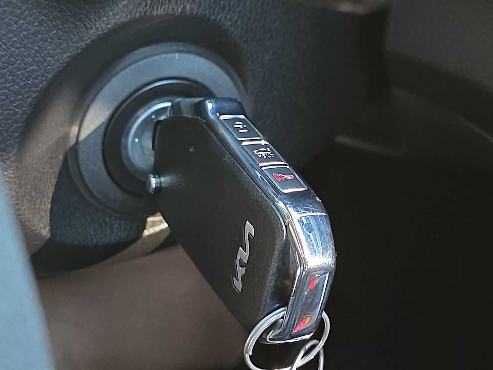 Thumbnail: 2024 Kia Forte - 24