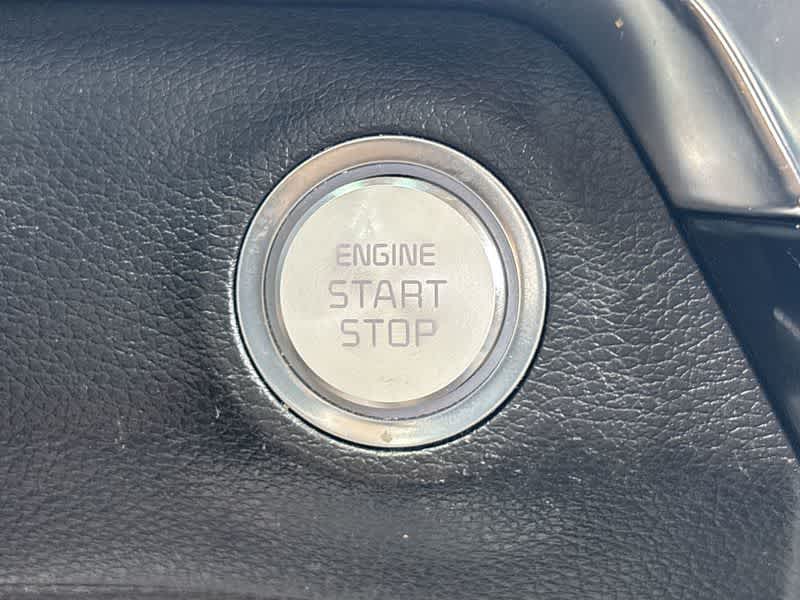 Thumbnail: 2022 Kia Telluride - 24