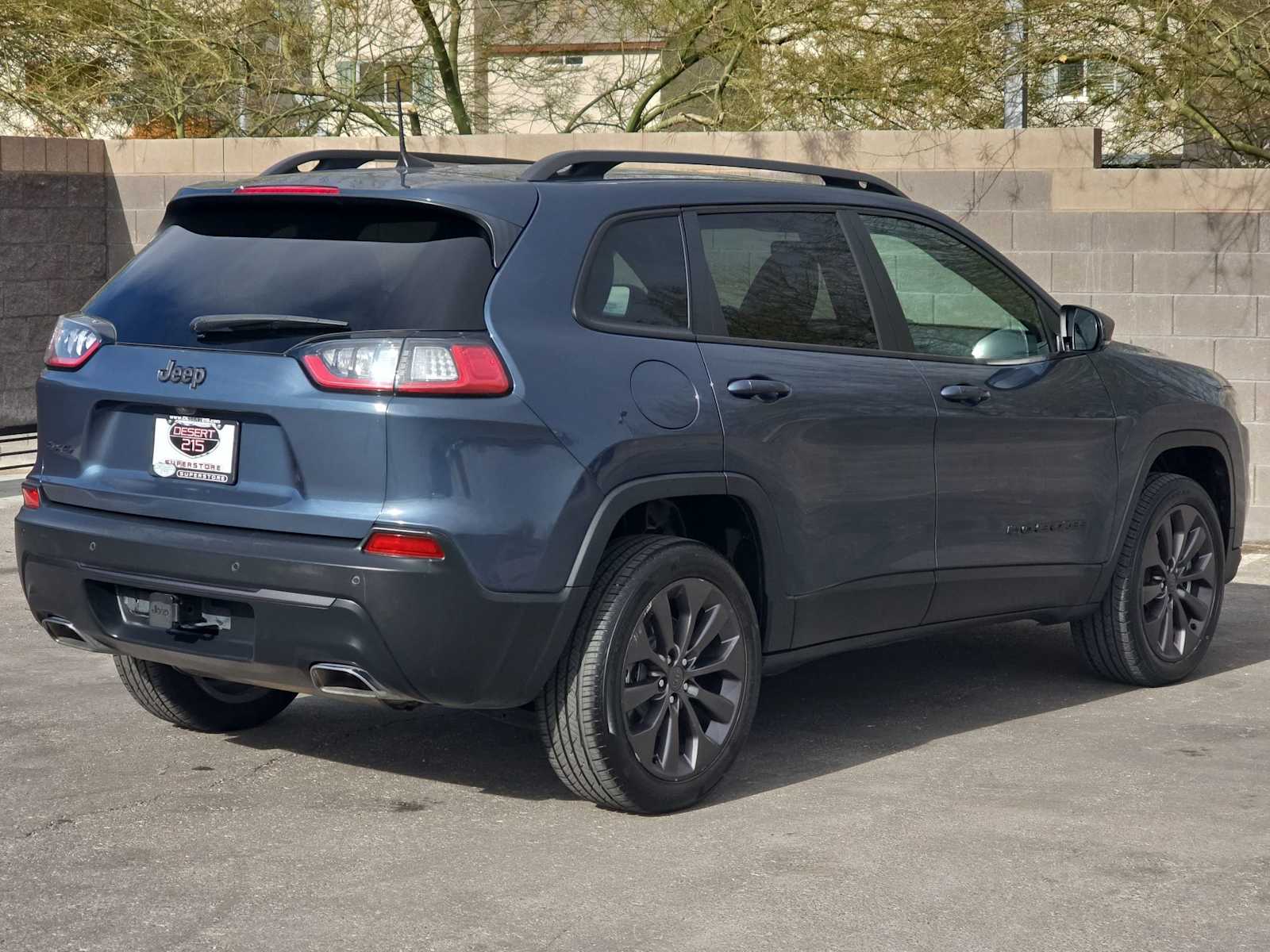Thumbnail: 2021 Jeep Cherokee - 9