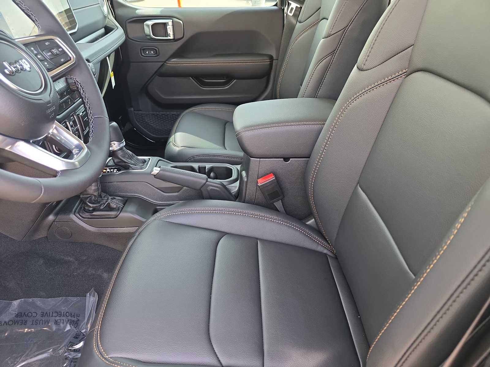 Thumbnail: 2026 Jeep Wrangler - 18