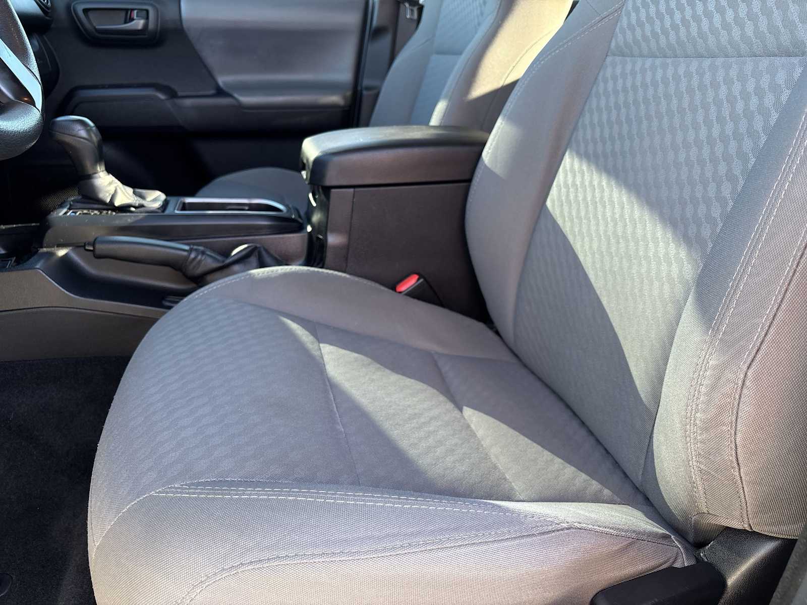 Thumbnail: 2021 Toyota Tacoma - 15