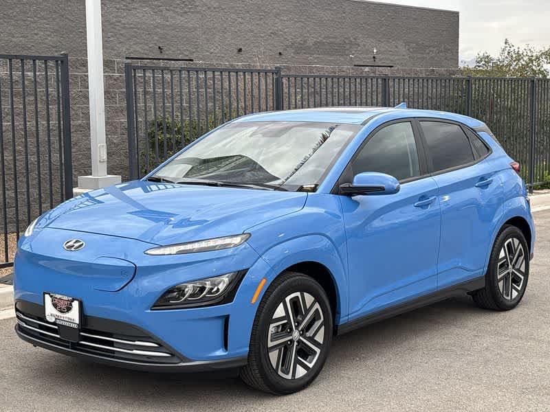 Thumbnail: 2022 Hyundai Kona - 4