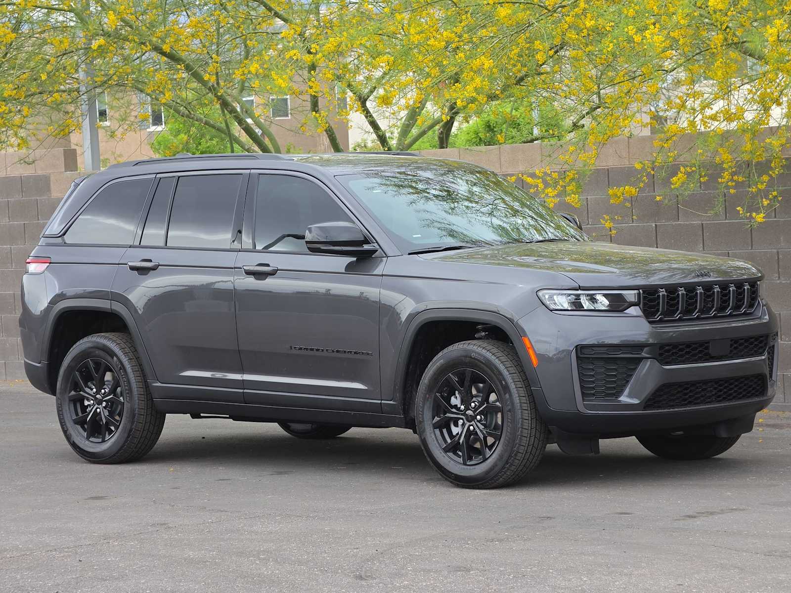 Thumbnail: 2026 Jeep Grand Cherokee - 1
