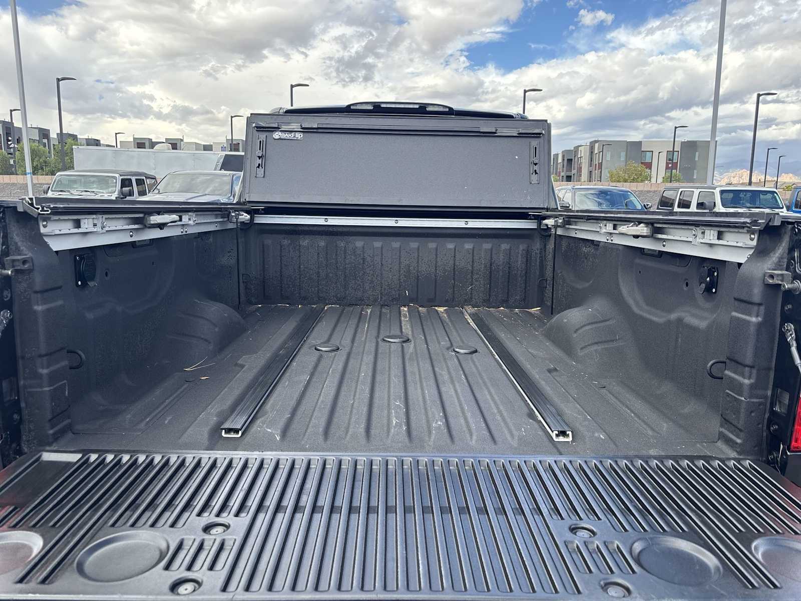 Thumbnail: 2019 Nissan Titan - 22