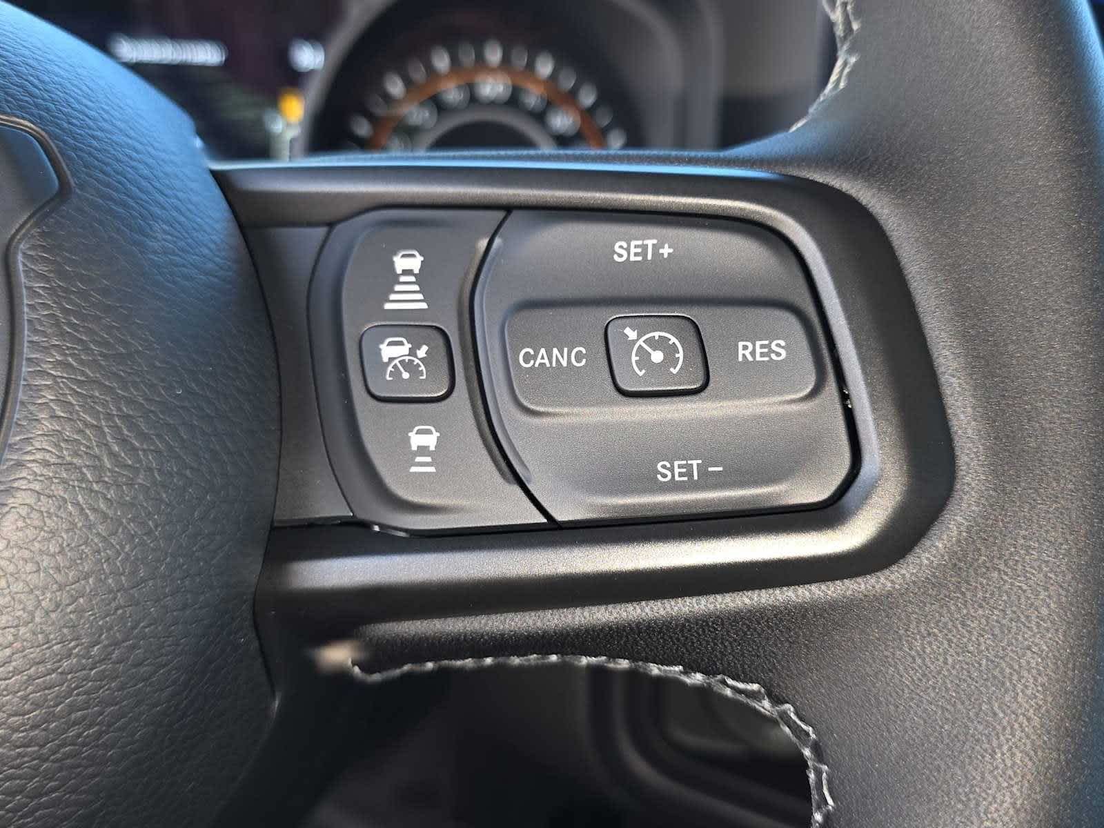 Thumbnail: 2026 Jeep Wrangler - 33