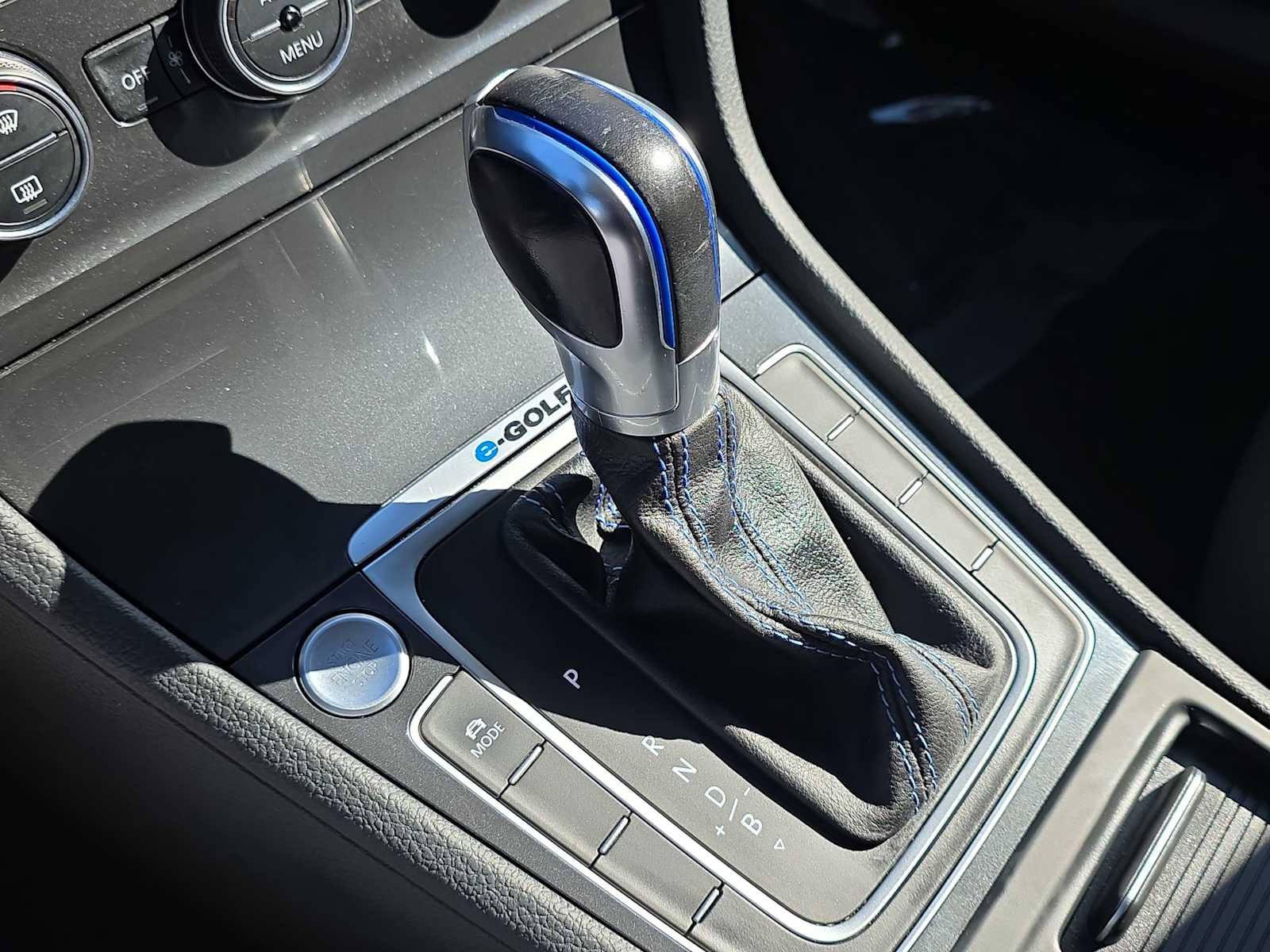 Thumbnail: 2019 Volkswagen e-Golf - 21