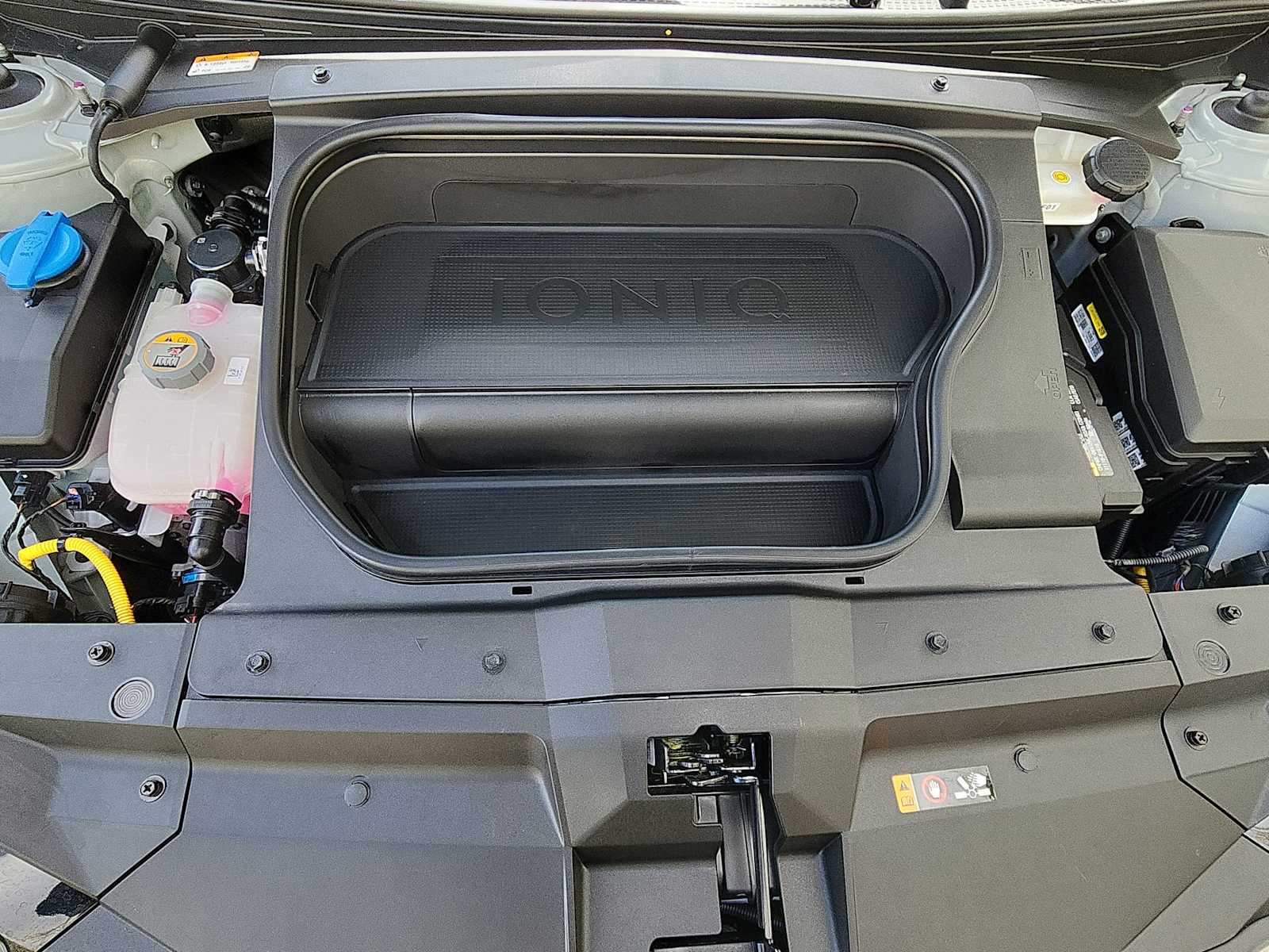 Thumbnail: 2024 Hyundai Ioniq 6 - 13