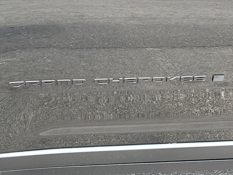 Thumbnail: 2025 Jeep Grand Cherokee - 9