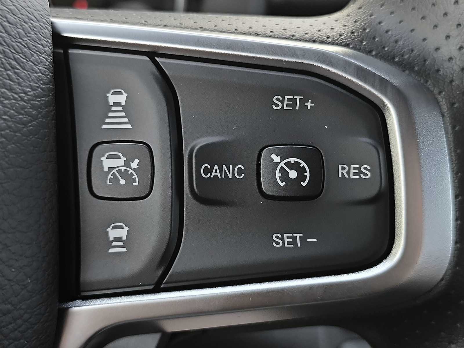 Thumbnail: 2026 RAM 1500 - 28