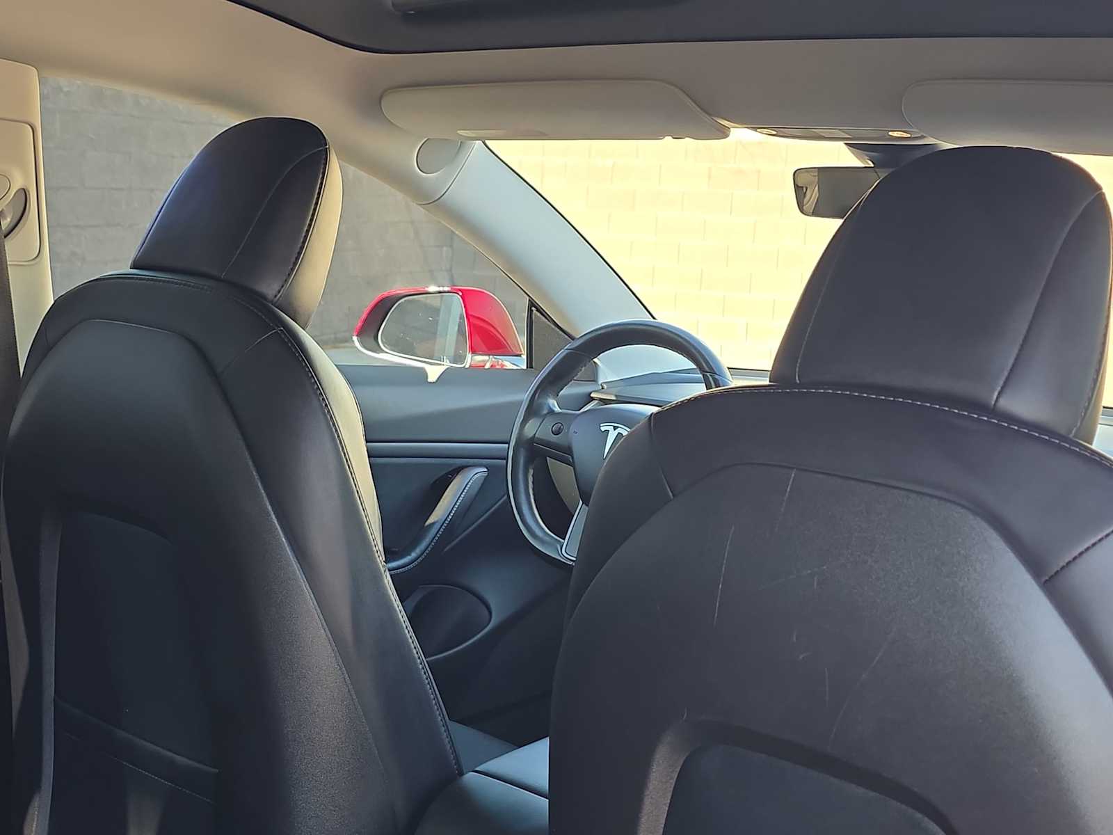 Thumbnail: 2018 Tesla Model 3 - 16