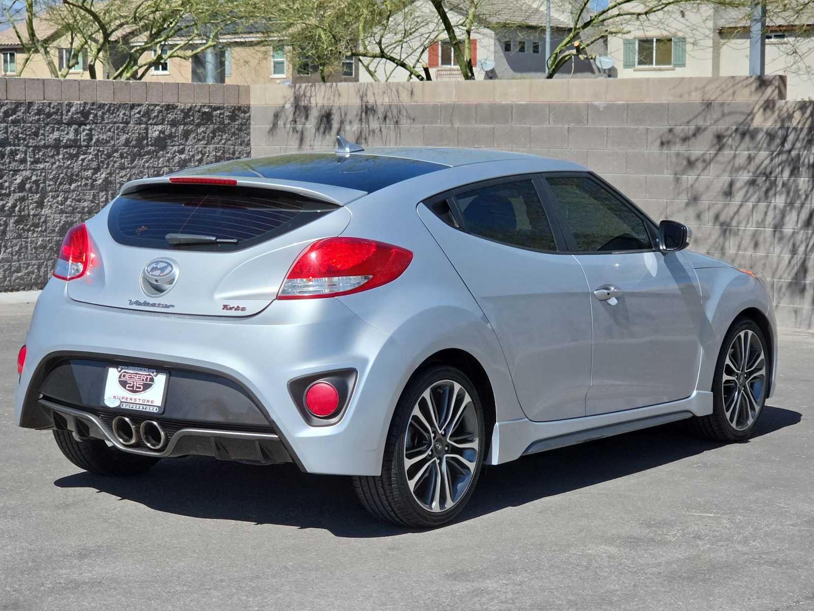 Thumbnail: 2017 Hyundai Veloster - 9