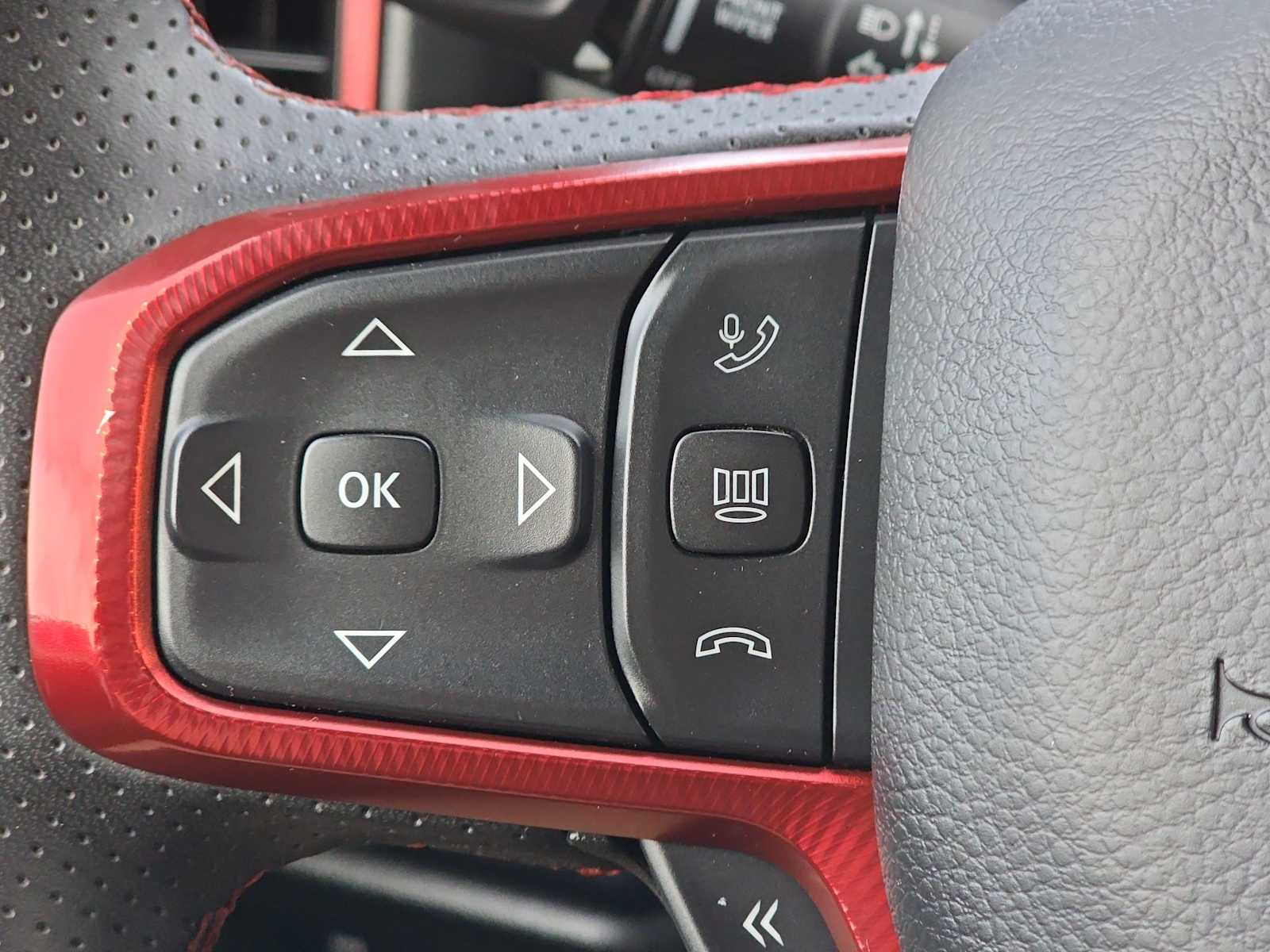 Thumbnail: 2025 RAM 1500 - 28