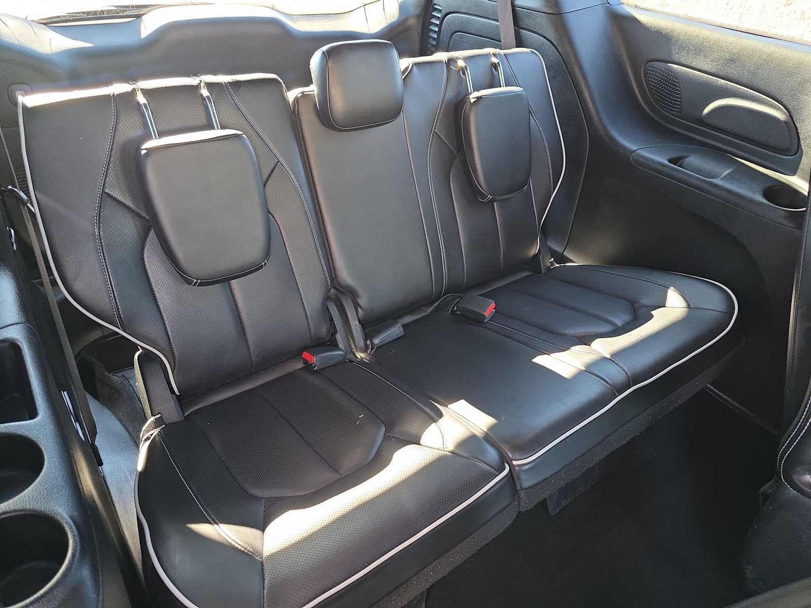 Thumbnail: 2024 Chrysler Pacifica - 30