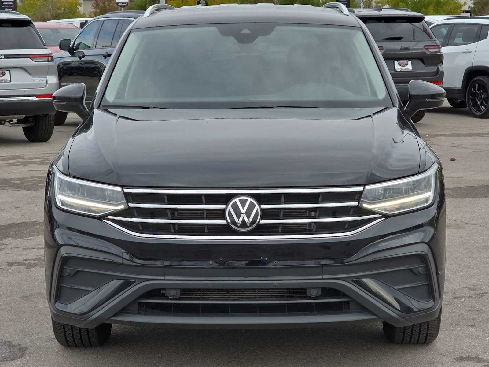 Thumbnail: 2024 Volkswagen Tiguan - 4