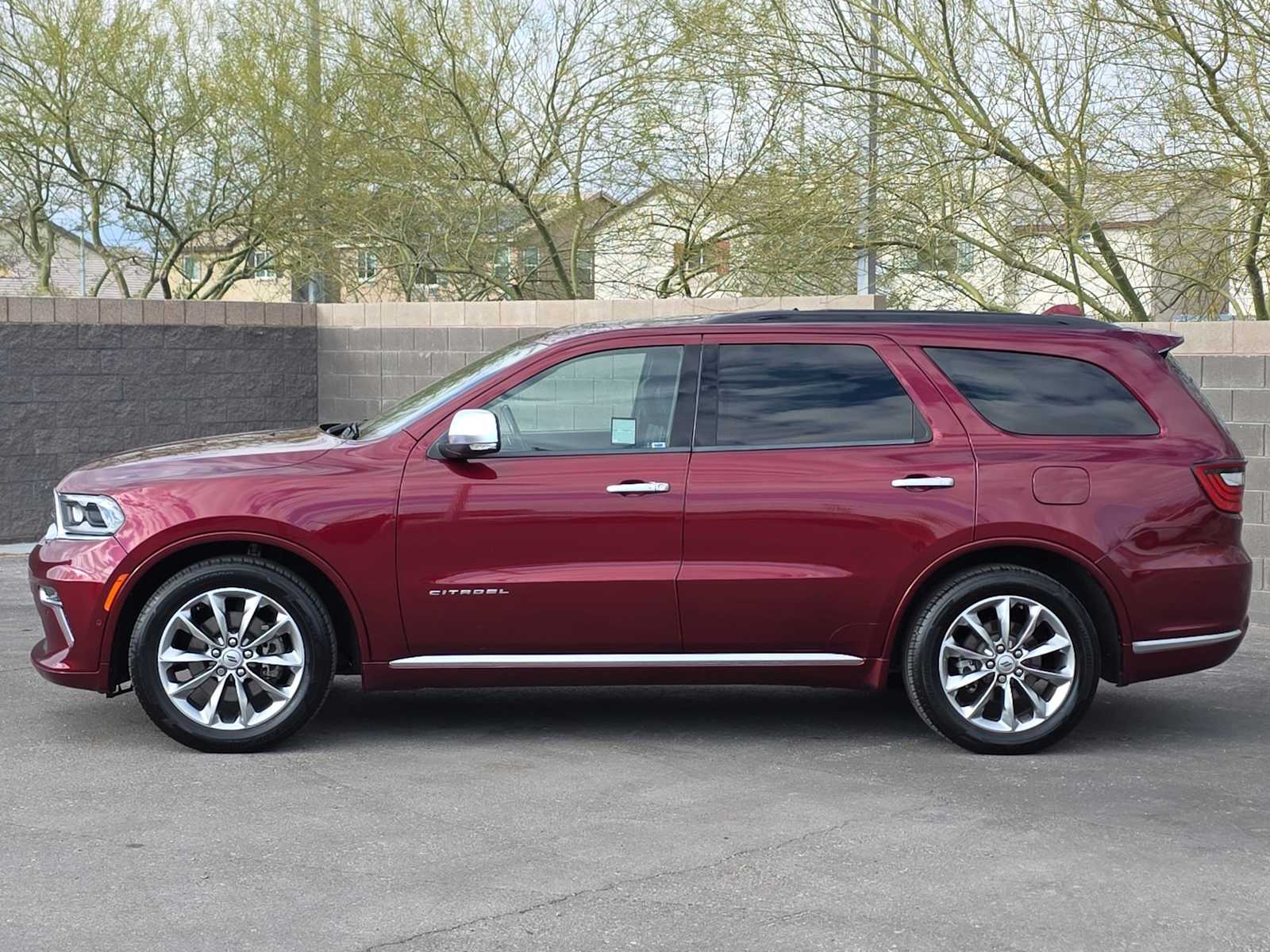 Thumbnail: 2021 Dodge Durango - 6