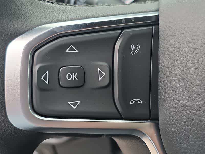 Thumbnail: 2026 RAM 1500 - 28