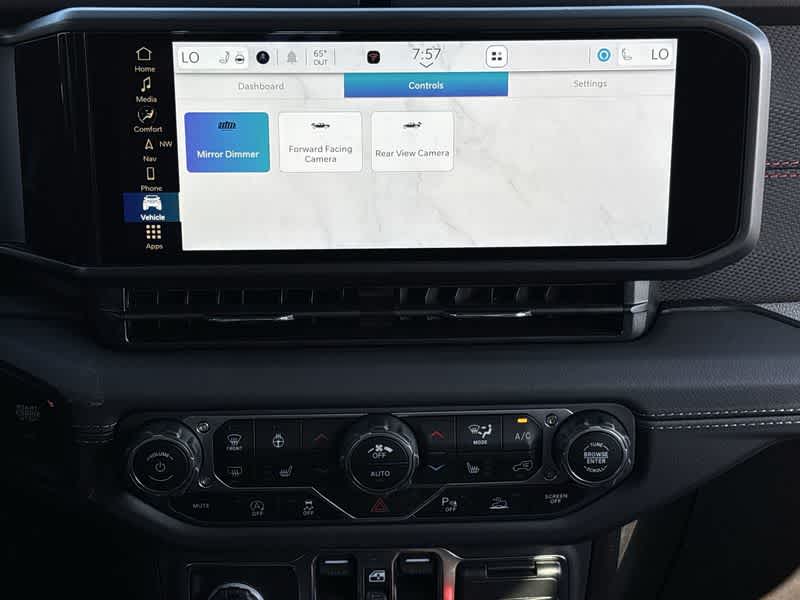 Thumbnail: 2025 Jeep Gladiator - 20