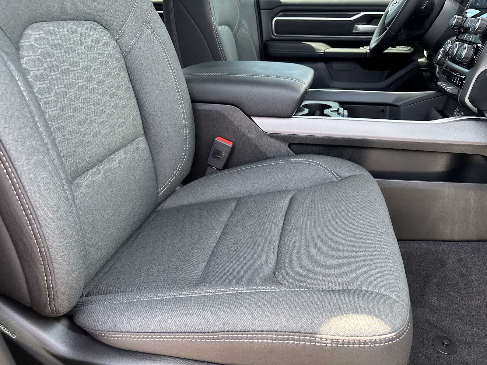 Thumbnail: 2026 RAM 1500 - 18