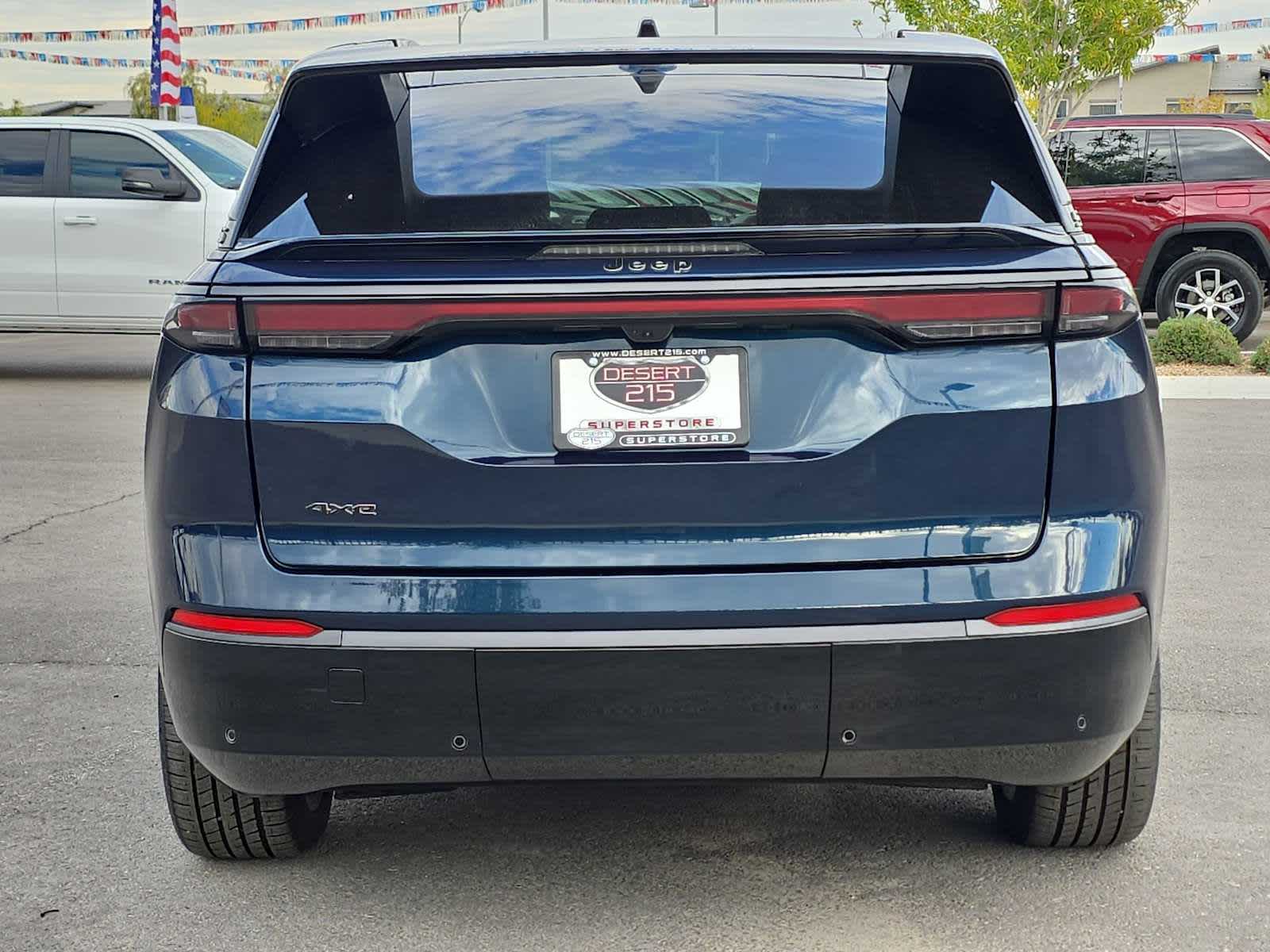 Thumbnail: 2025 Jeep Wagoneer S - 8