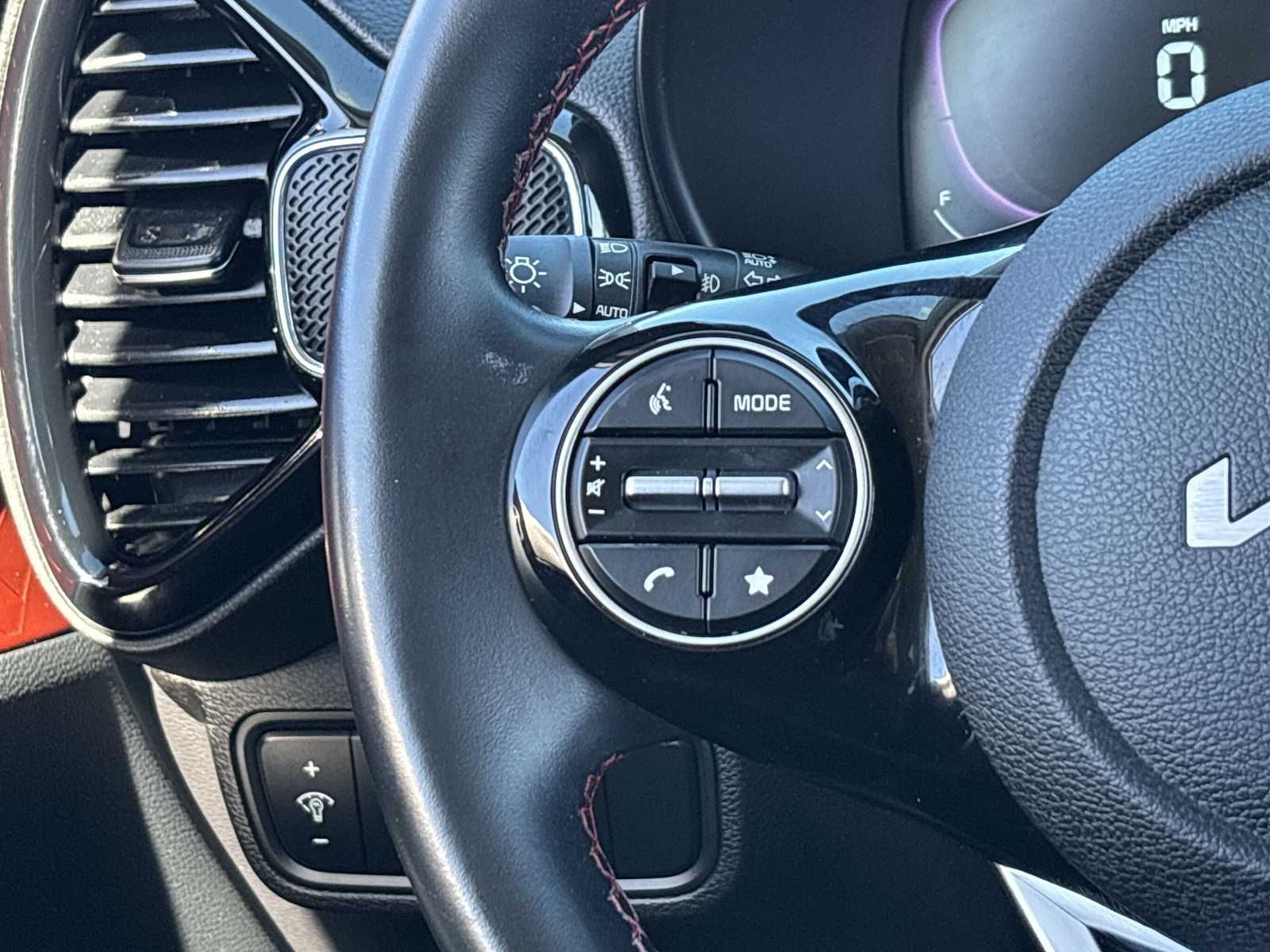 Thumbnail: 2023 Kia Soul - 29