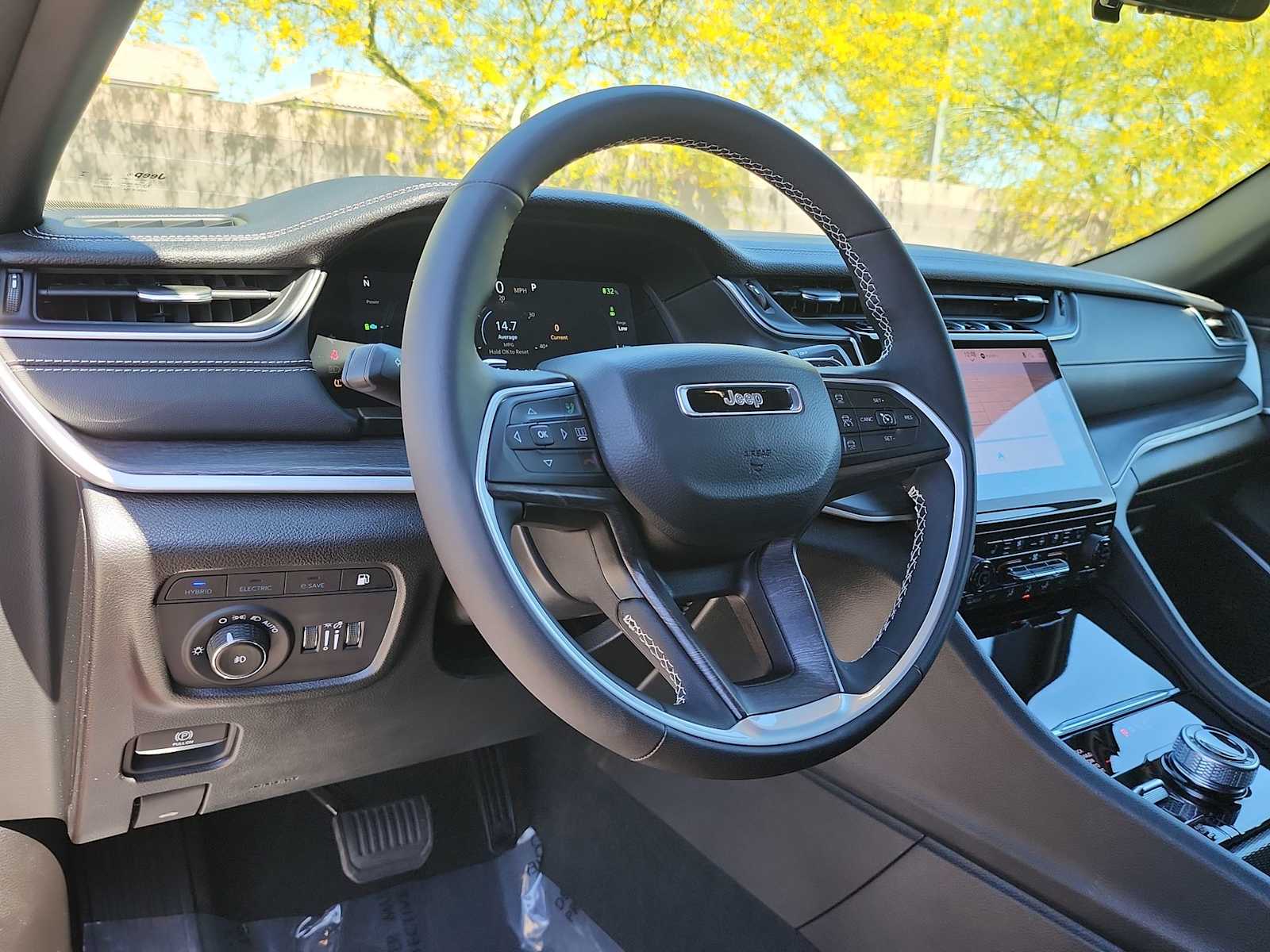 Thumbnail: 2025 Jeep Grand Cherokee - 2
