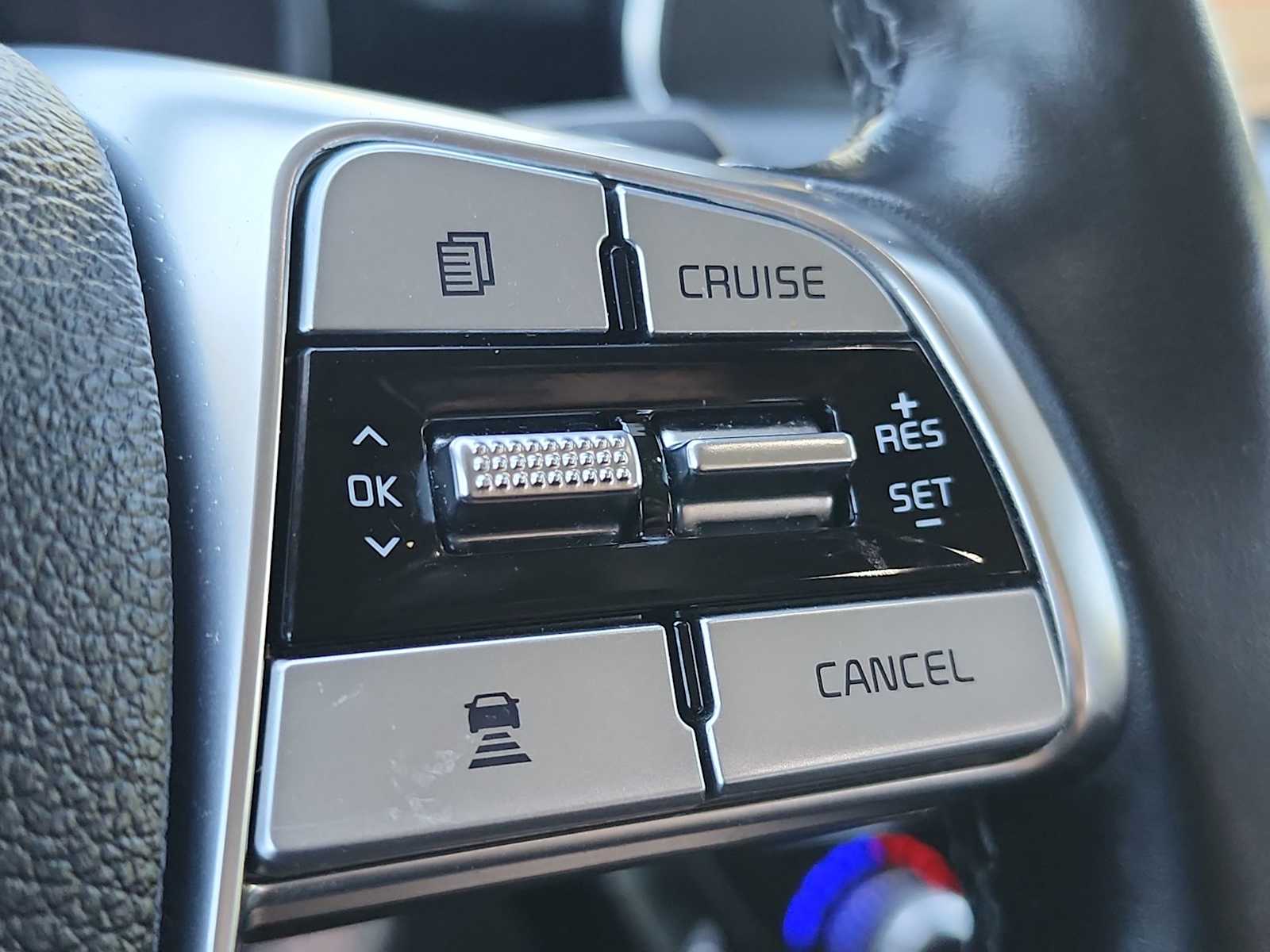 Thumbnail: 2021 Kia Telluride - 29