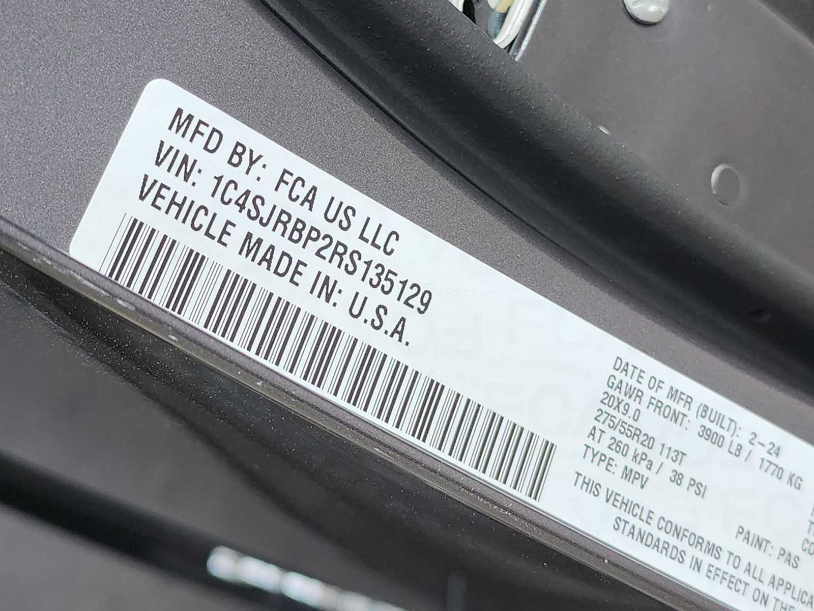 Thumbnail: 2024 Jeep Wagoneer - 18