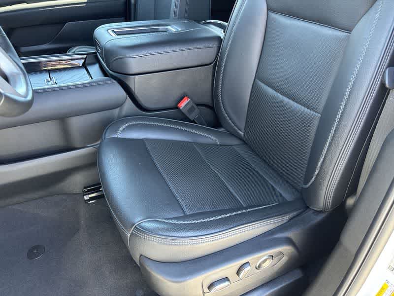 2024 GMC Yukon XL Denali 15