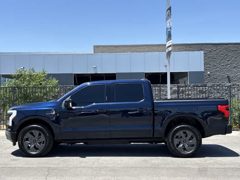 2023 Ford F-150 Lightning Lariat 5