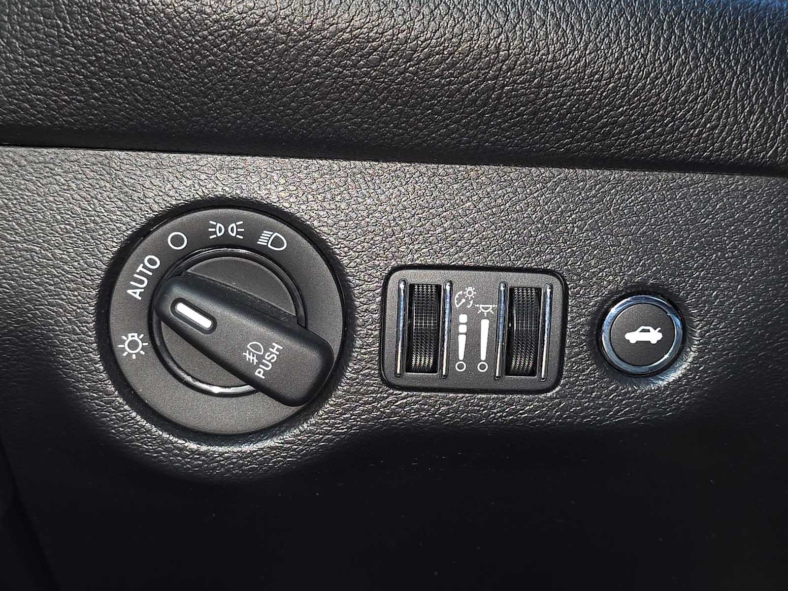 Thumbnail: 2022 Dodge Challenger - 29