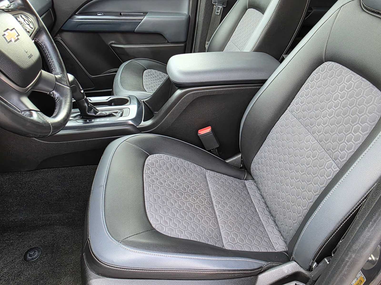 Thumbnail: 2016 Chevrolet Colorado - 14