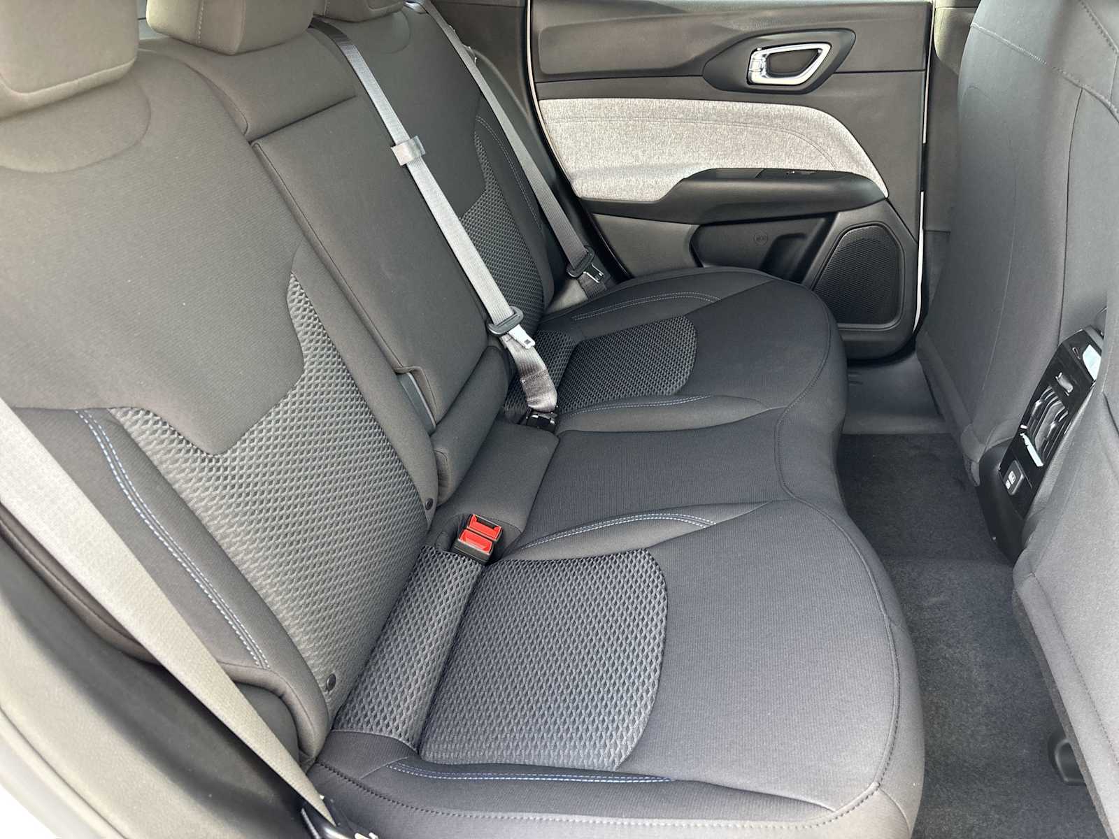 Thumbnail: 2025 Jeep Compass - 17