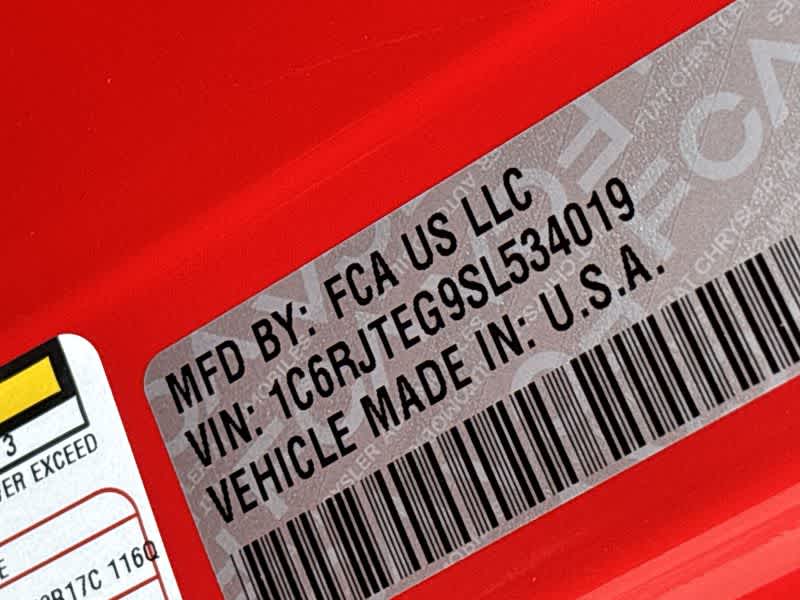 Thumbnail: 2025 Jeep Gladiator - 25