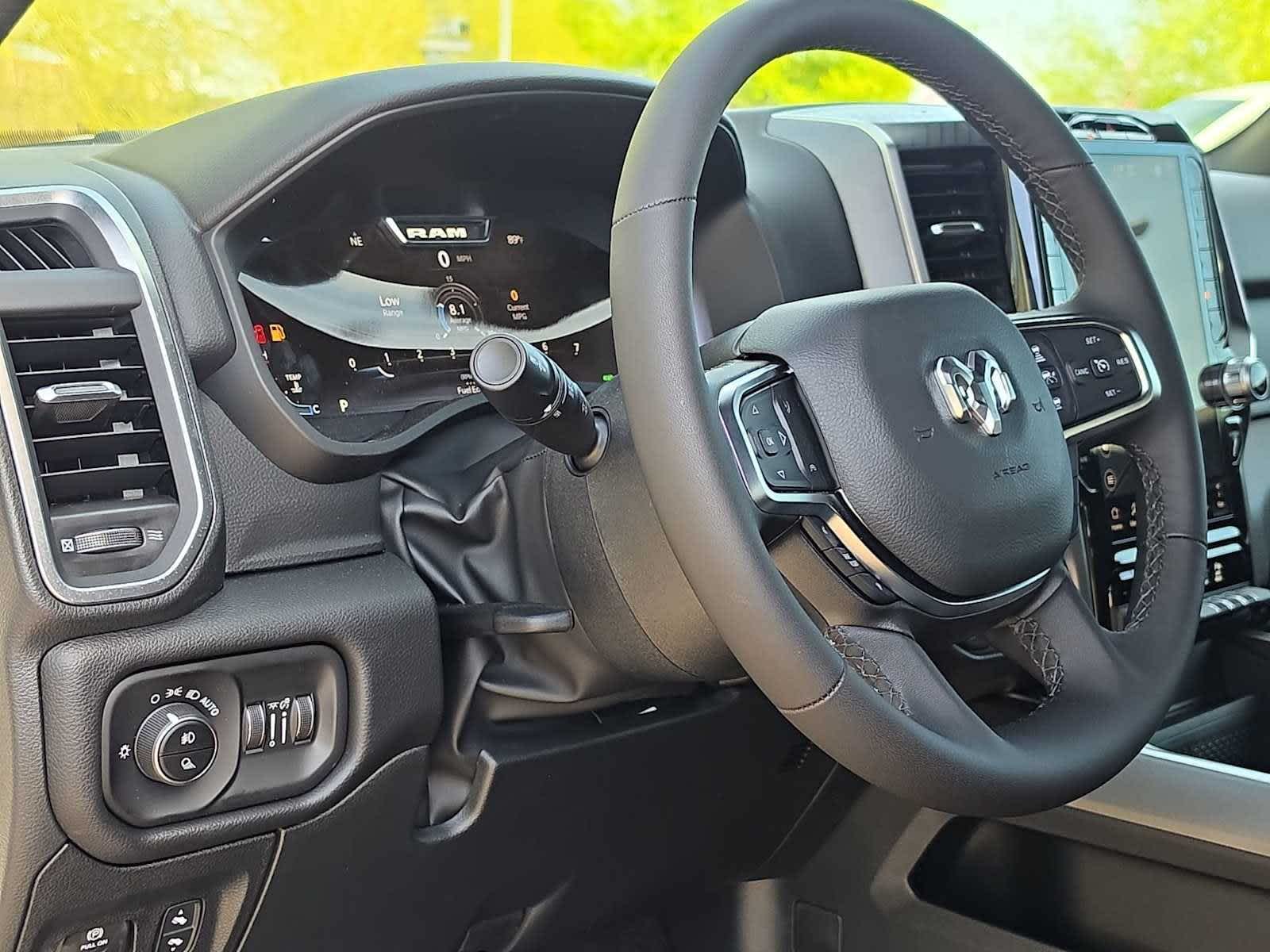 Thumbnail: 2026 RAM 1500 - 2