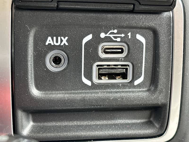 Thumbnail: 2025 Jeep Wrangler - 29