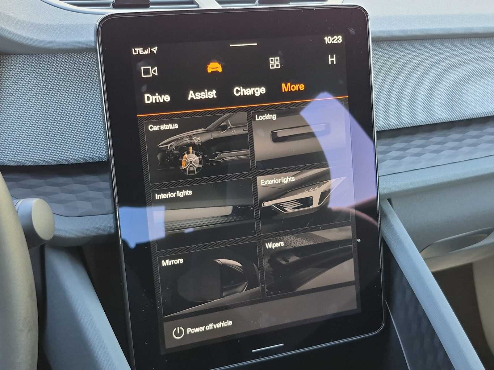 Thumbnail: 2022 Polestar 2 - 28