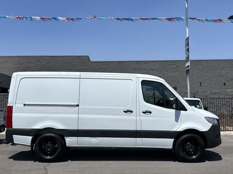 Thumbnail: 2023 Mercedes-Benz Sprinter - 9