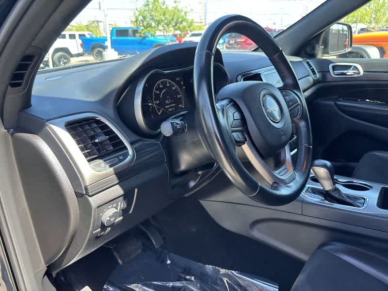 2021 Jeep Grand Cherokee Laredo 10