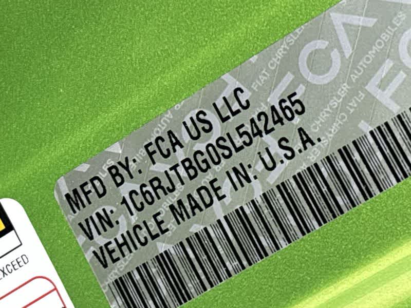 Thumbnail: 2025 Jeep Gladiator - 25