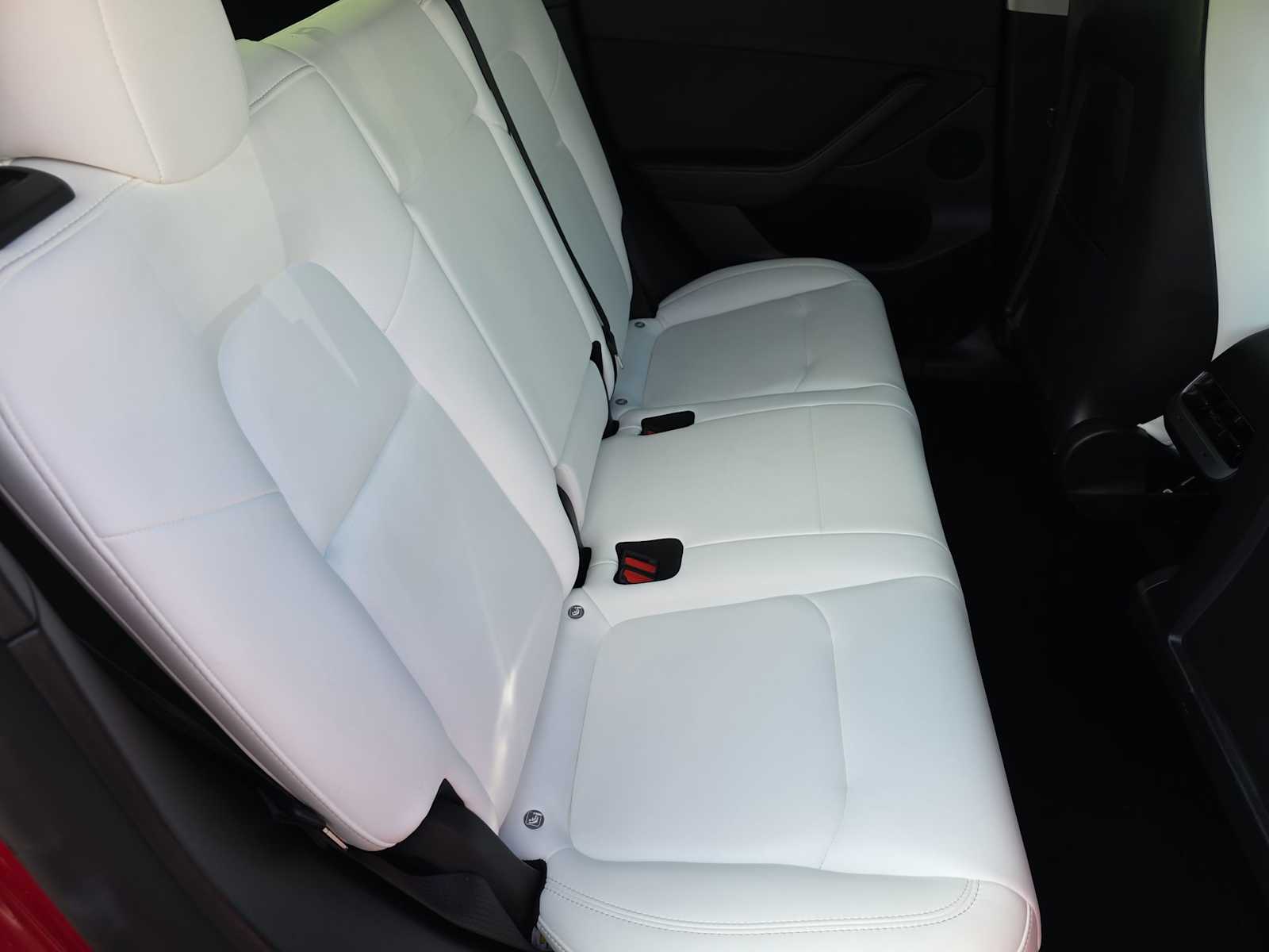 Thumbnail: 2022 Tesla Model Y - 17